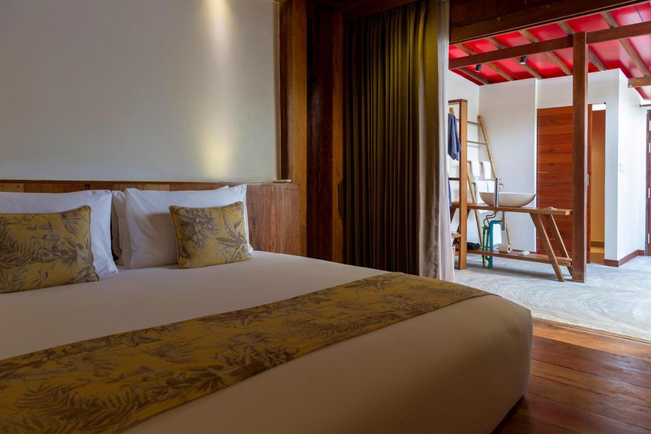 Island Center Point Hotel Koh Rong Sanloem Buitenkant foto