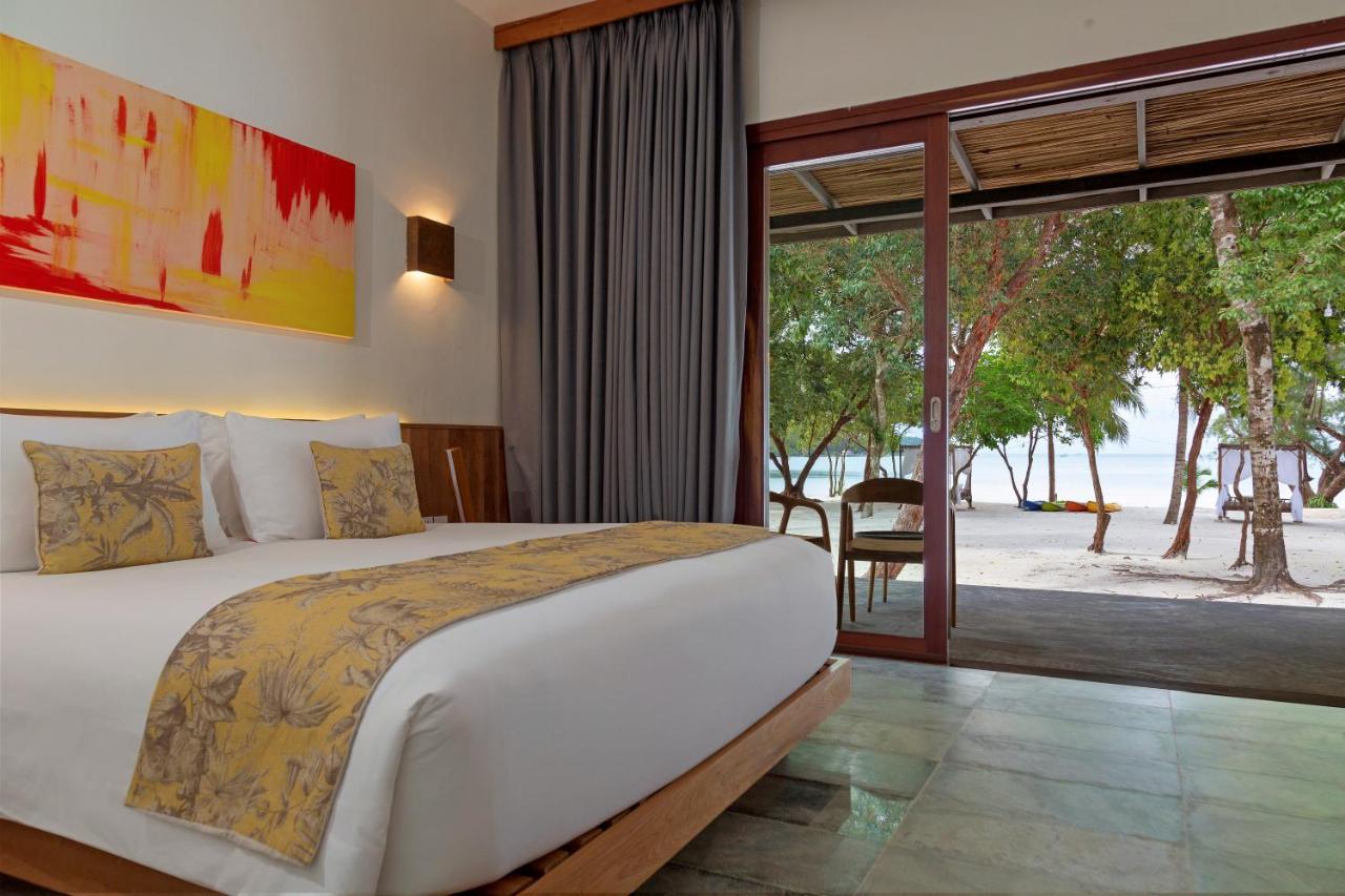 Island Center Point Hotel Koh Rong Sanloem Buitenkant foto