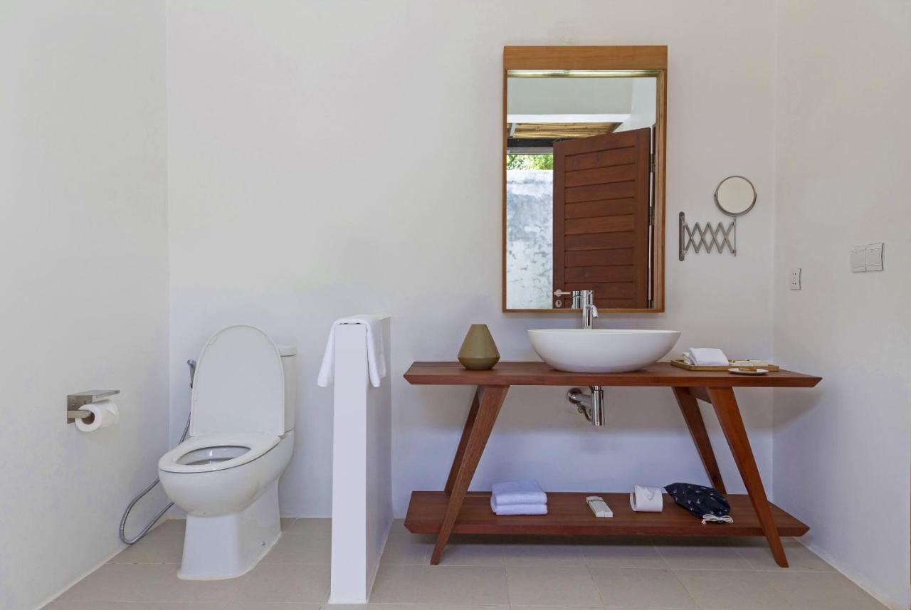Island Center Point Hotel Koh Rong Sanloem Buitenkant foto